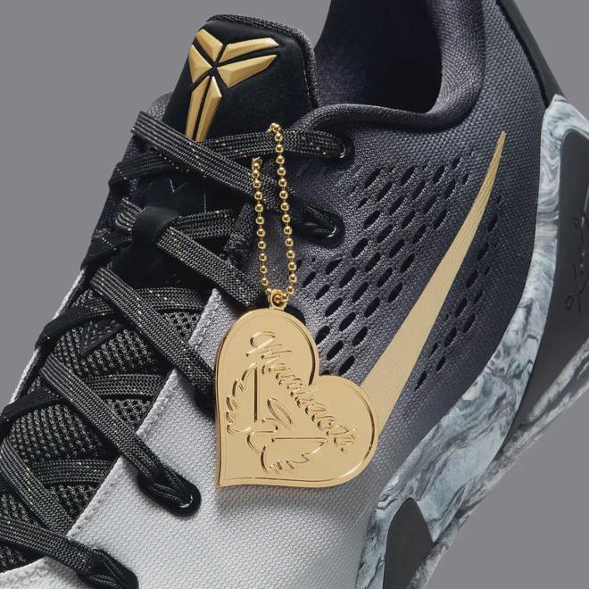 Kobe 9」女儿Gigi纪念款生日发售！AG真人app中国Snkrs上架！「科